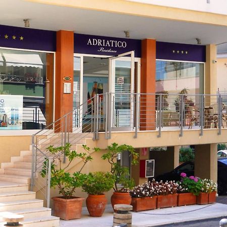 Residence Adriatico Gabicce Mare Exterior foto